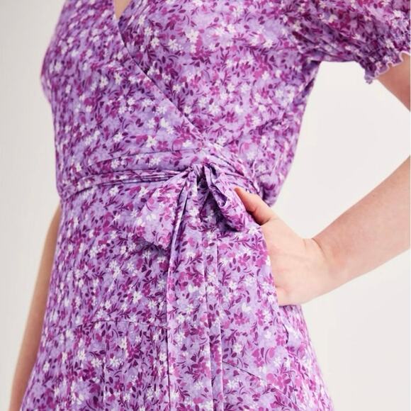 Draper James RSVP Floral Wrap Dress Size L Purple Flowers Midi Length - Picture 2 of 13